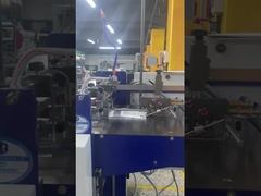 دستگاه تاشو کاغذ با کیفیت بالا در حال کار است